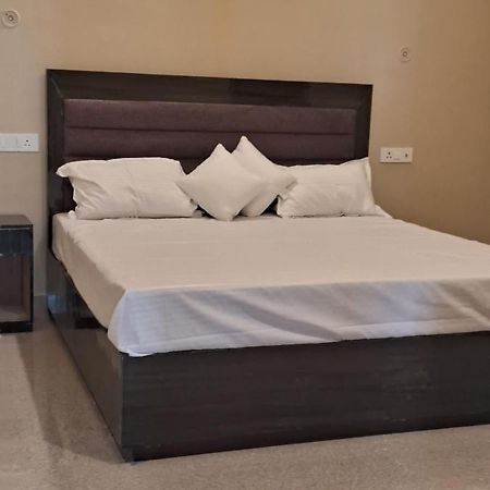 Shree Janki Palace Hotel Ayodhya Ngoại thất bức ảnh