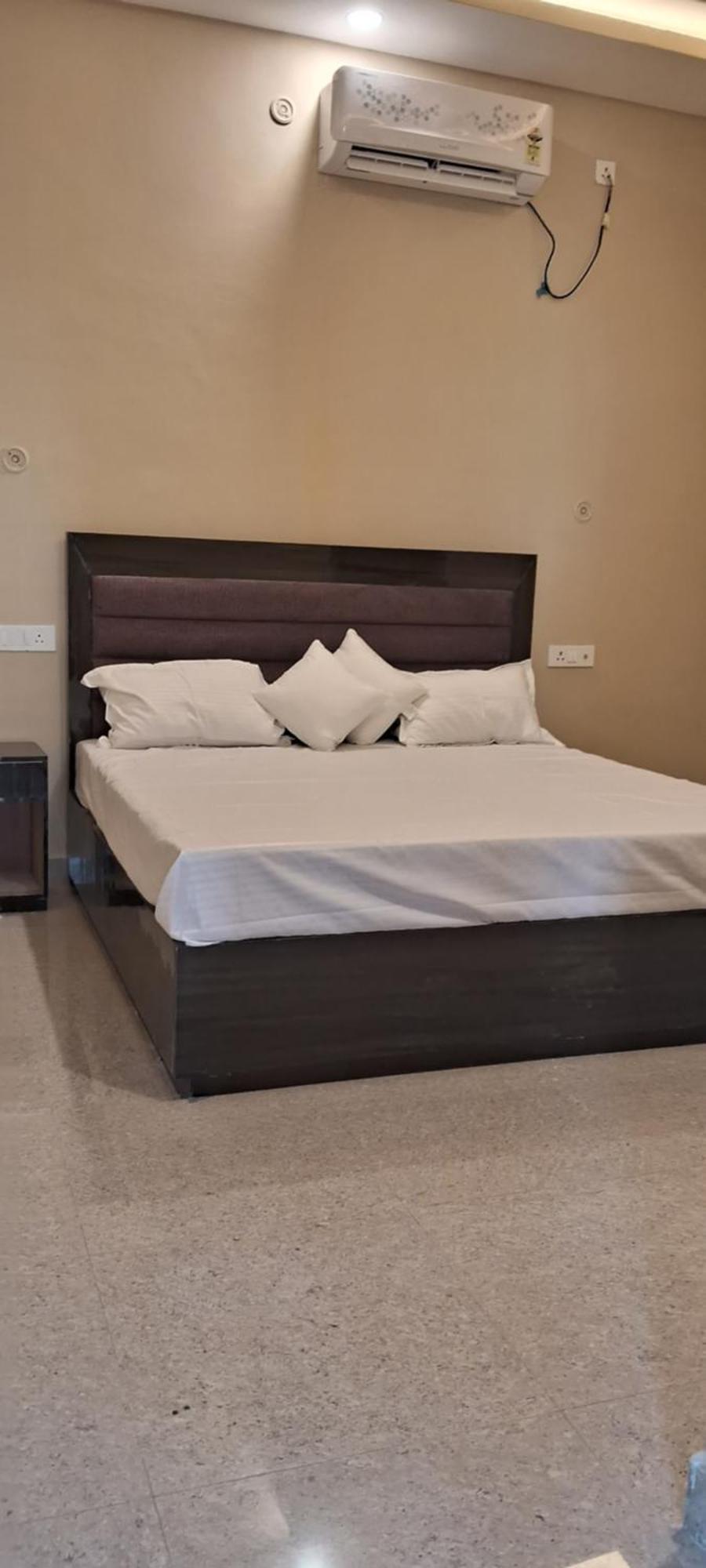 Shree Janki Palace Hotel Ayodhya Ngoại thất bức ảnh